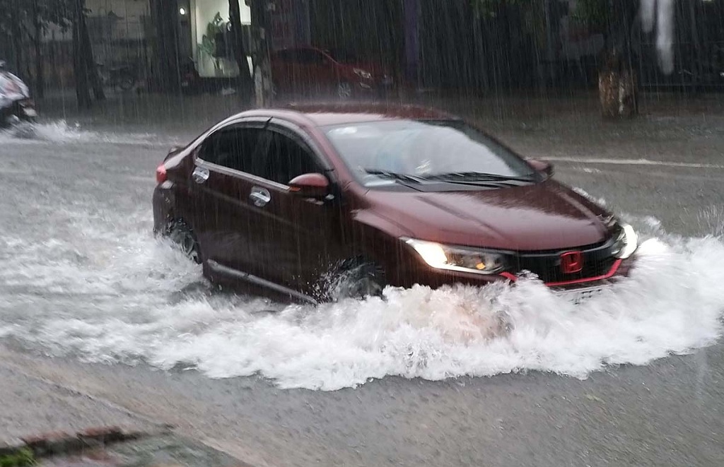 xe ngập nước