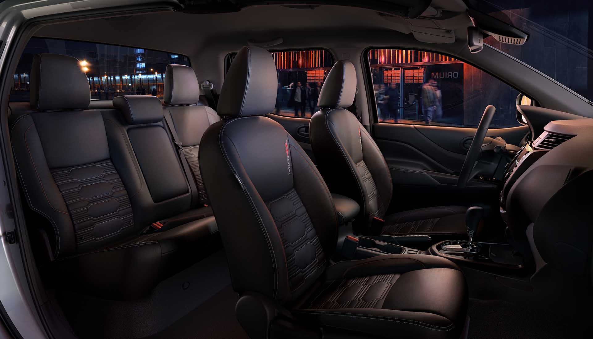 Cabin xe Nissan Navara 2021