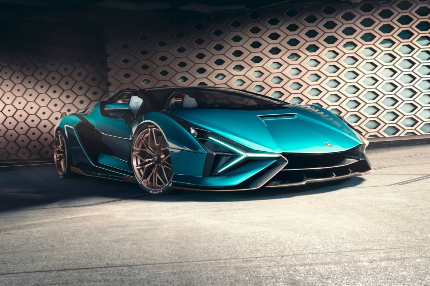 tất cả xe Lamborghini sẽ được điện khí hóa vào năm 2024