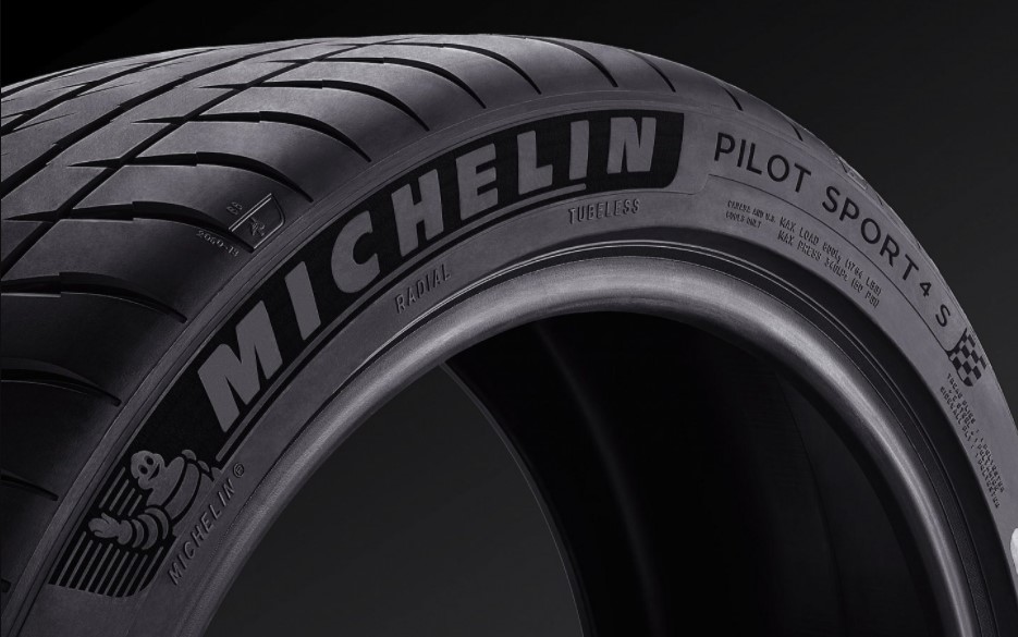 Michelin muốn sử dụng nhựa tái chế để sản xuất lốp xe