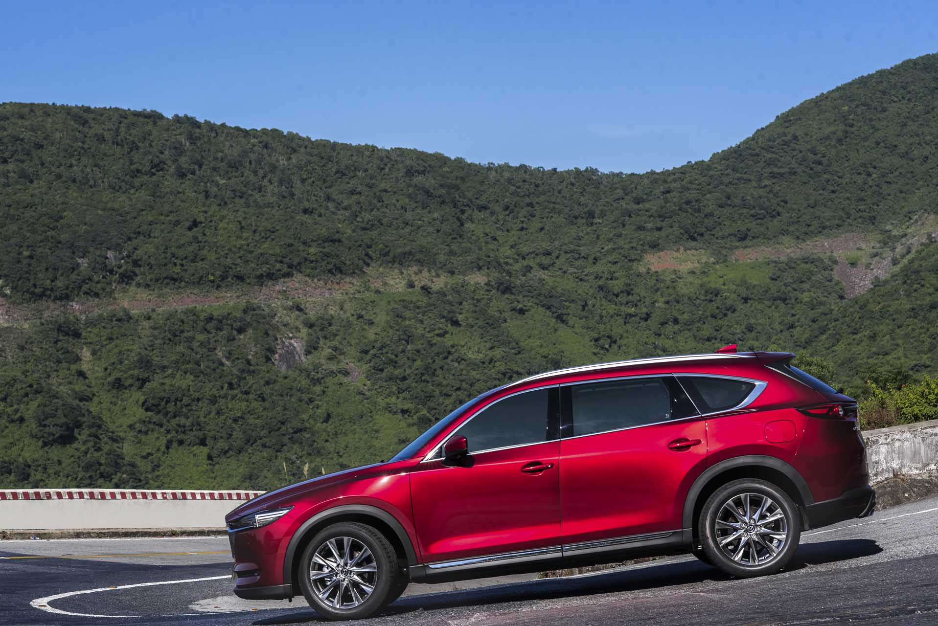 Mazda CX-8 cần động cơ mạnh hơn