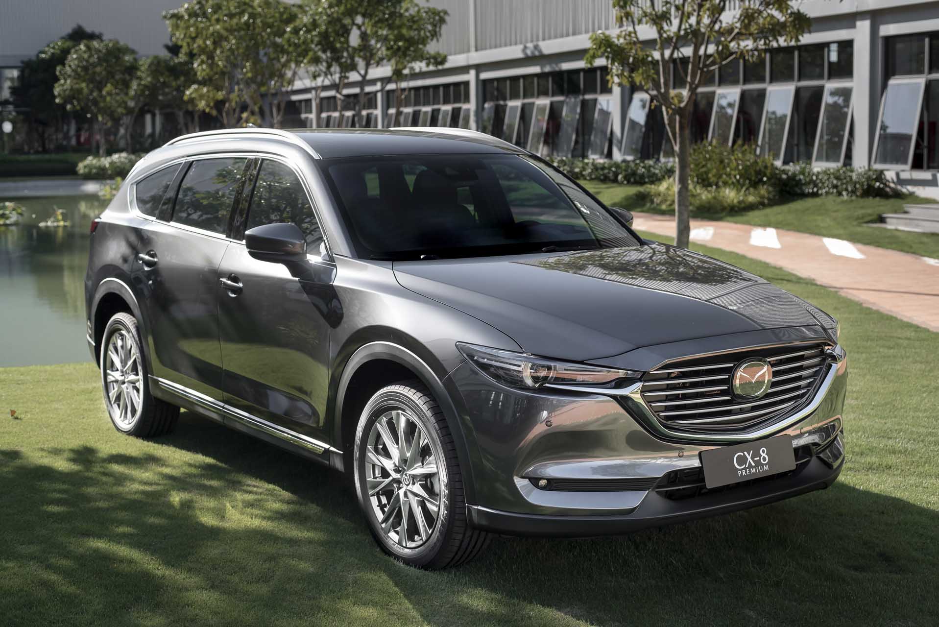 Mazda CX-8 có kích thước khá lớnn