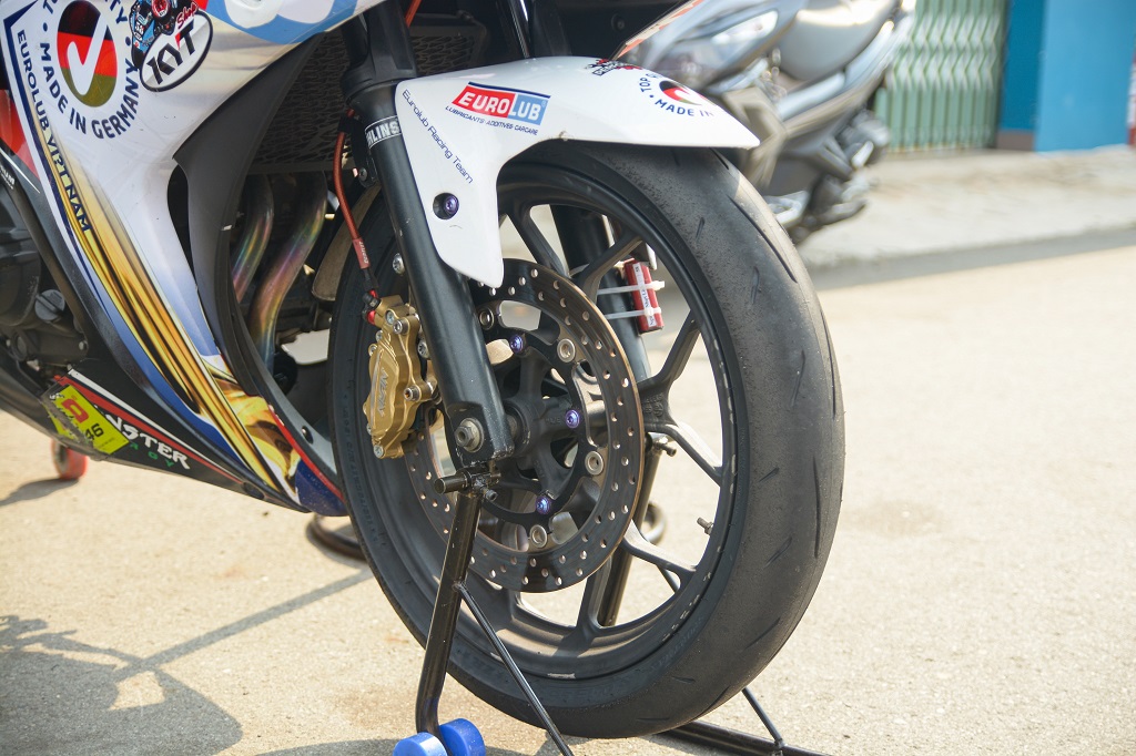lốp xe máy