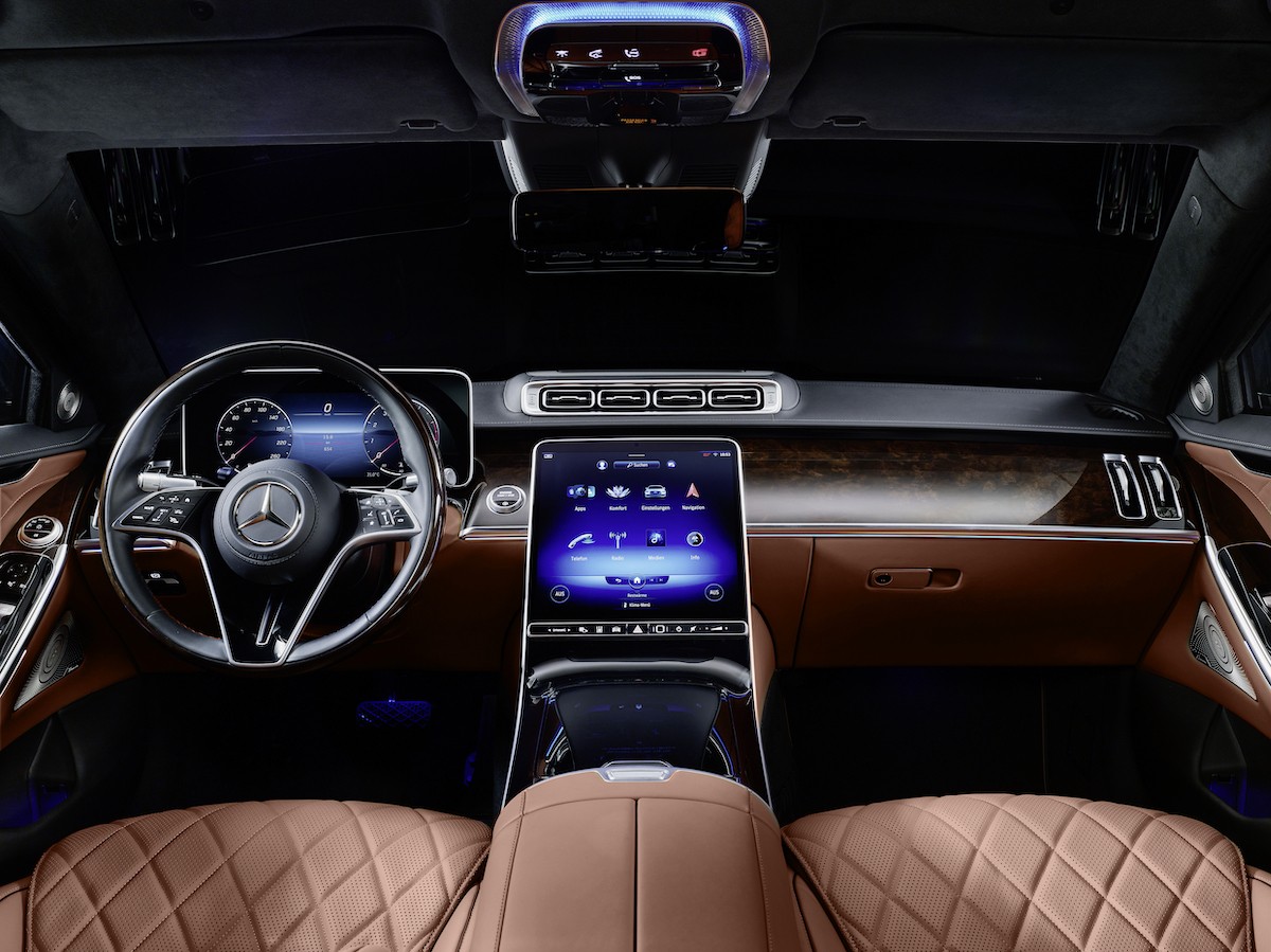 Hàng ghế trước của Mercedes-Benz S 680 Guard 4MATIC