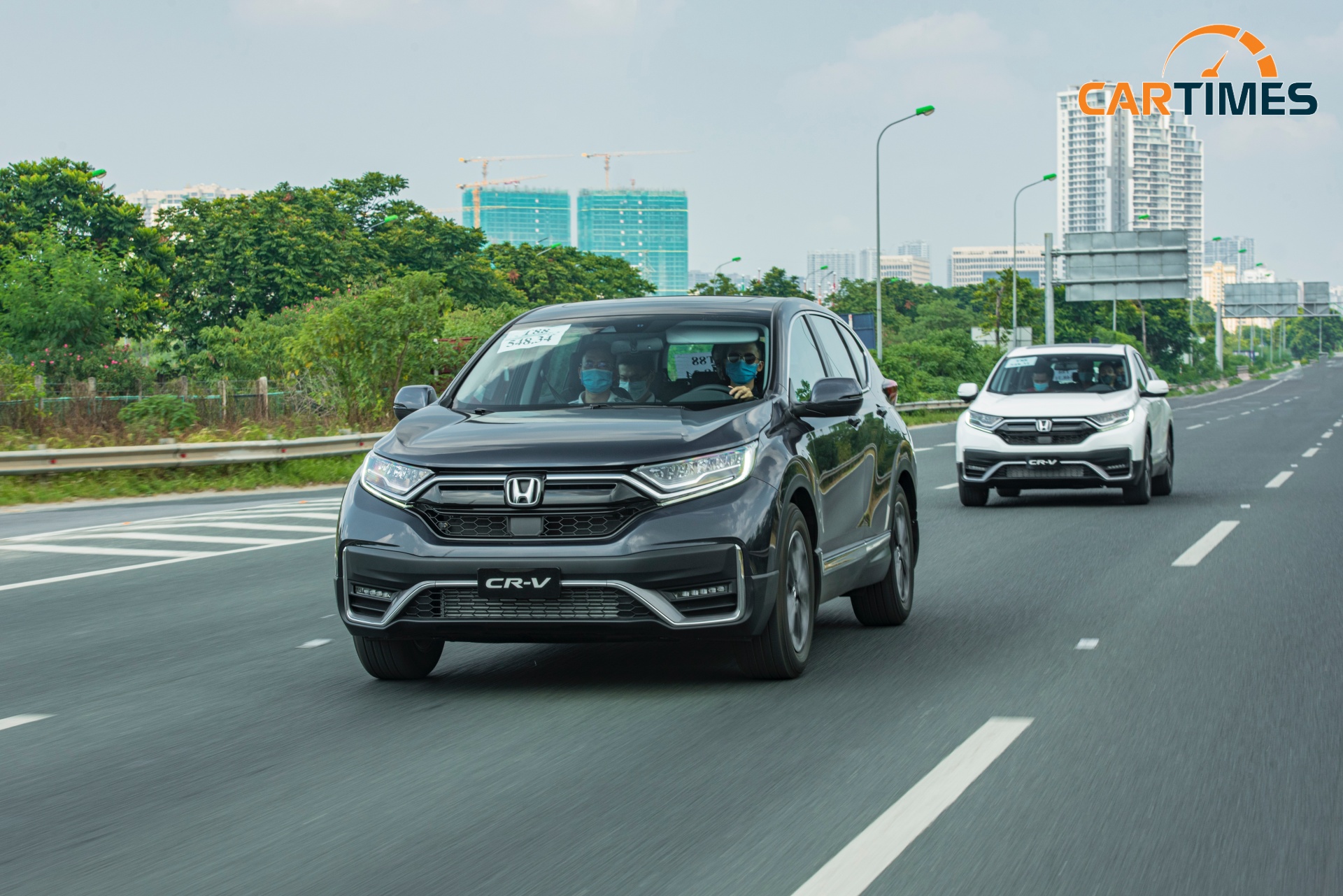 Honda Việt Nam giảm gía xe CR-V lên tới trăm triệu đồng