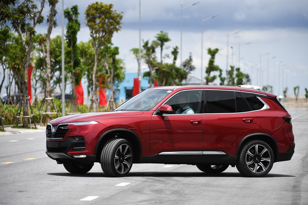 Phân khúc SUV 7 chỗ tháng 7/2021