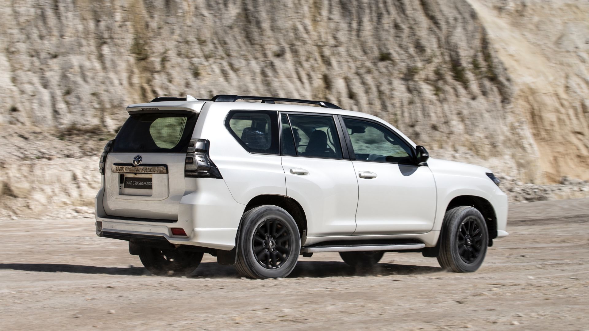 Toyota Land Cruiser Prado thế hệ hiện tại