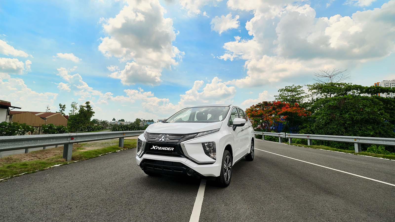 Xe Mitsubishi Xpander