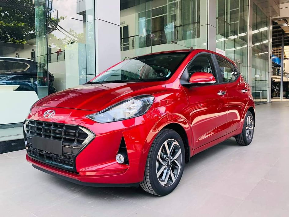 Hyundai Grand i10 được rao bán tại đại lý