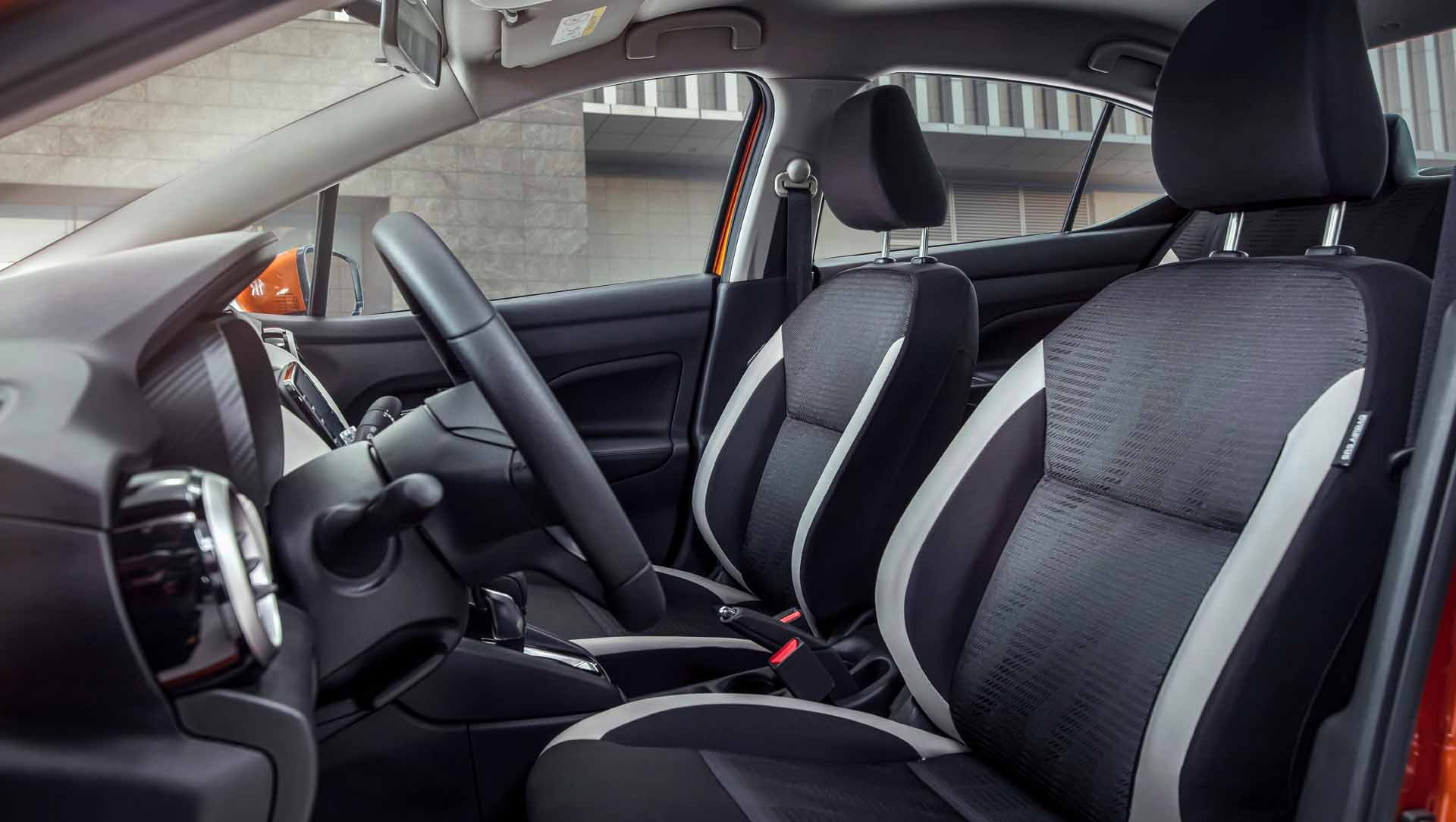 Giá lăn bánh Nissan Almera 2021 mới nhất
