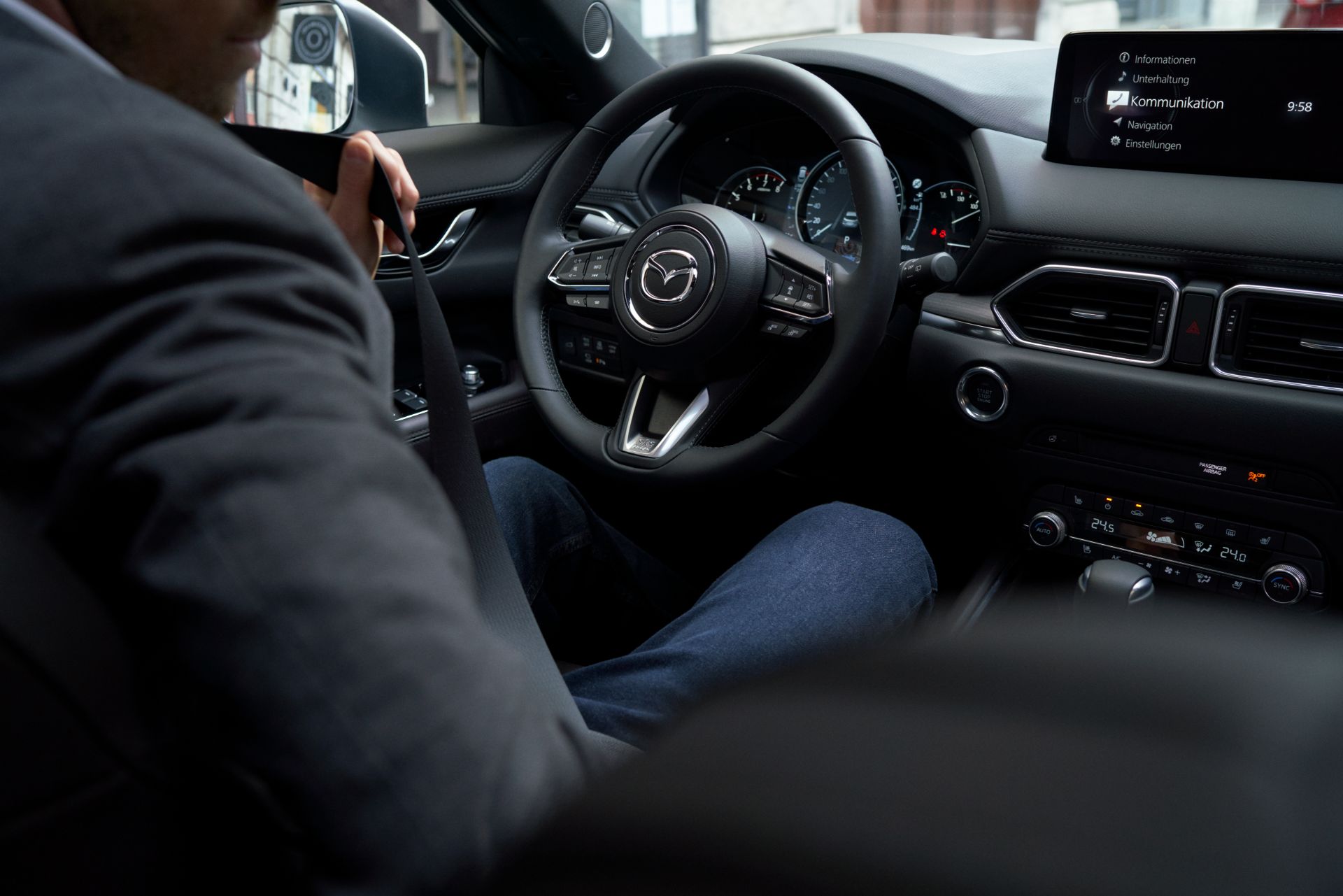 Vô lăng xe Mazda CX-5 2022