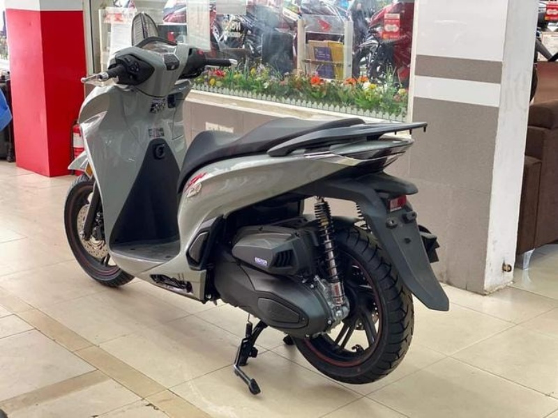 Đuôi xe Honda SH 350i