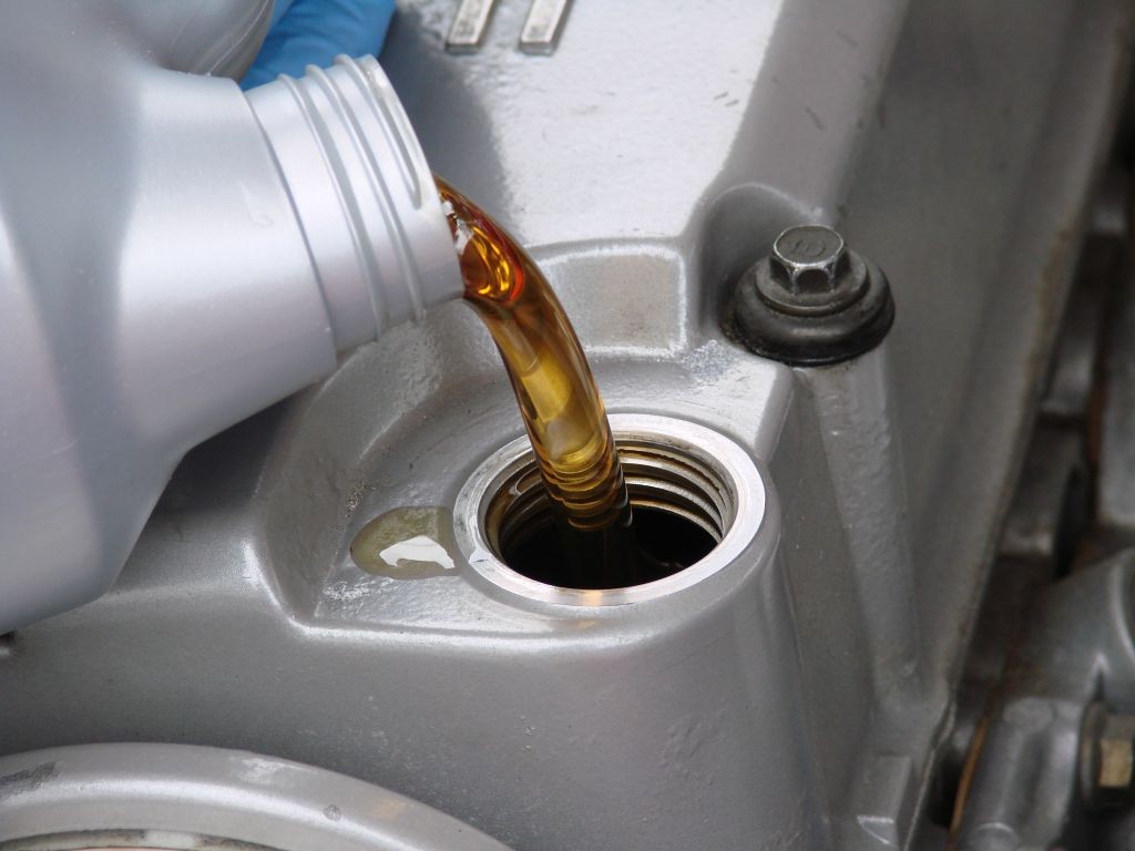 dầu nhớt có tác dụng gì