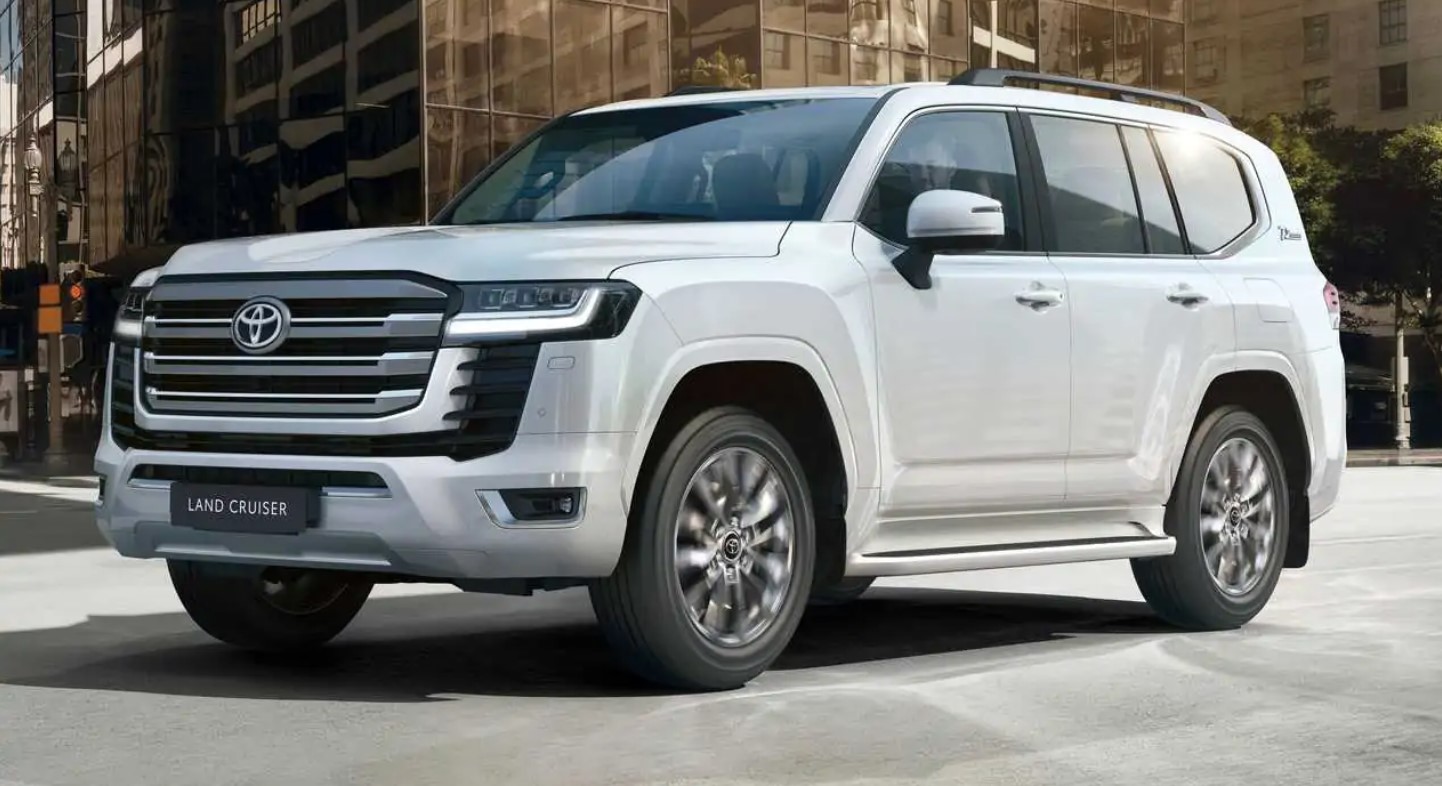 Toyota xác nhận khách đặt mua Land Cruiser mới sẽ phải chờ 4 năm nữa
