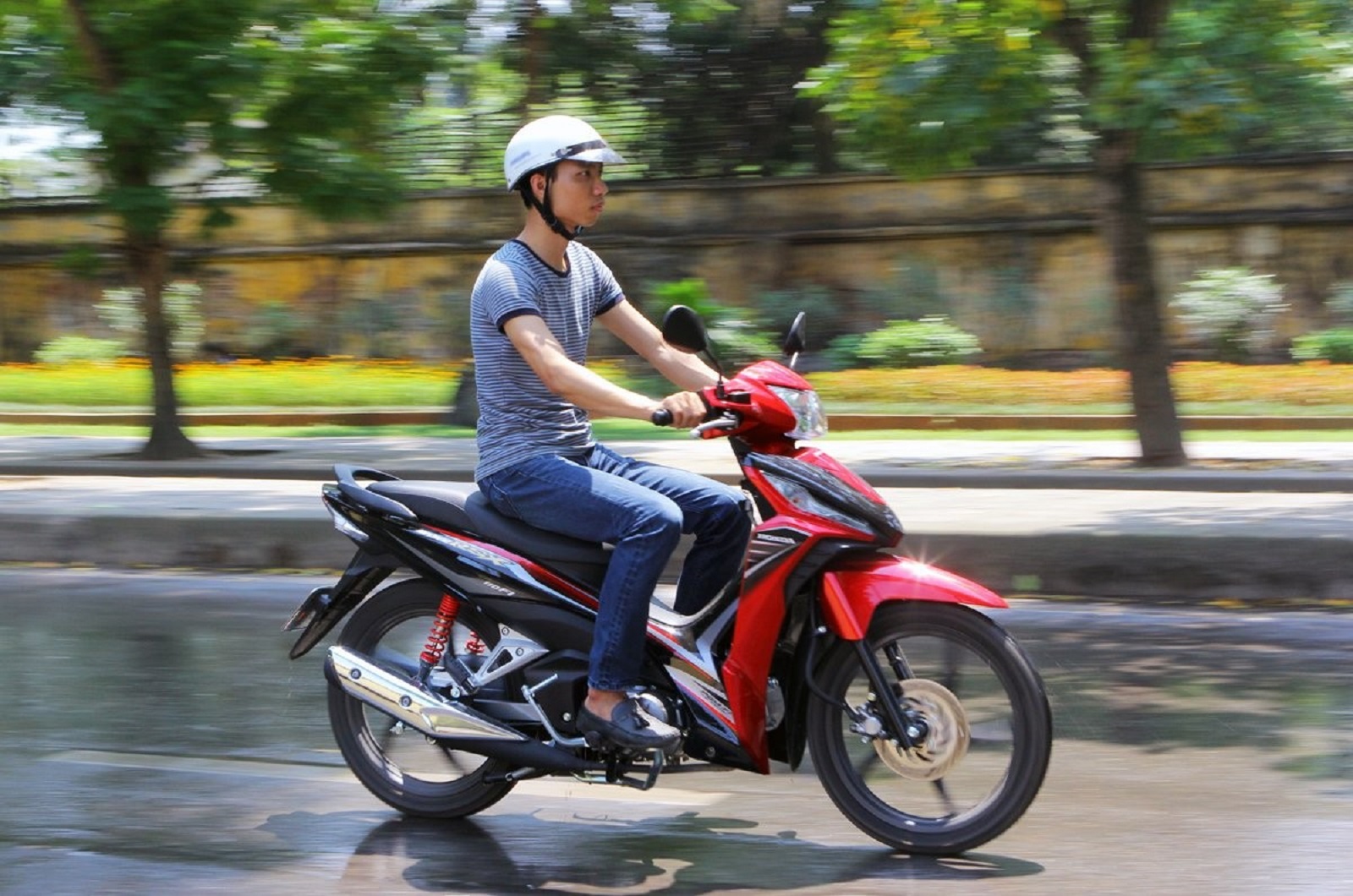 cách tiết kiệm xăng xe máy