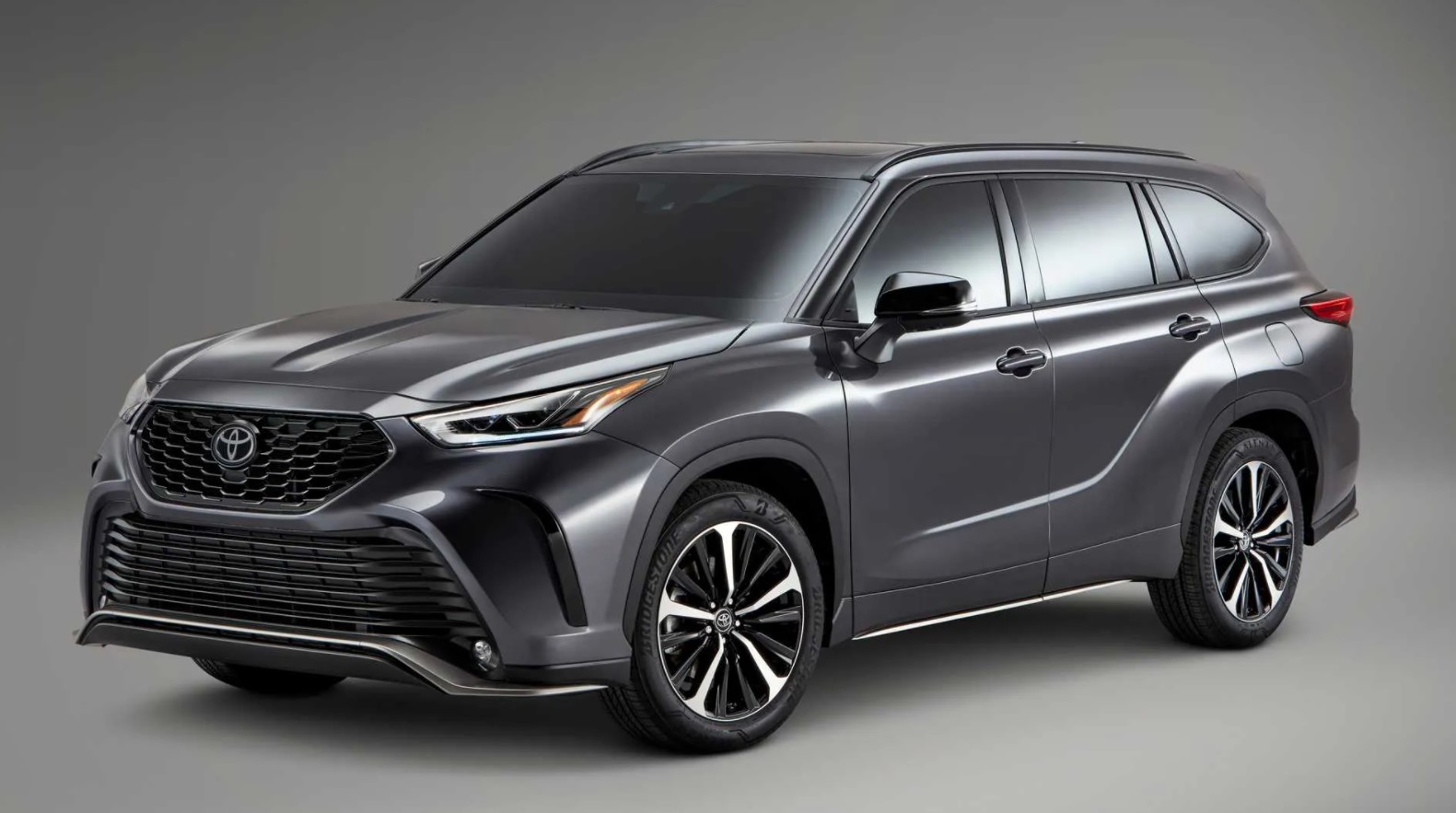 Top 10 xe bán chạy nhất nước Mỹ năm 2021