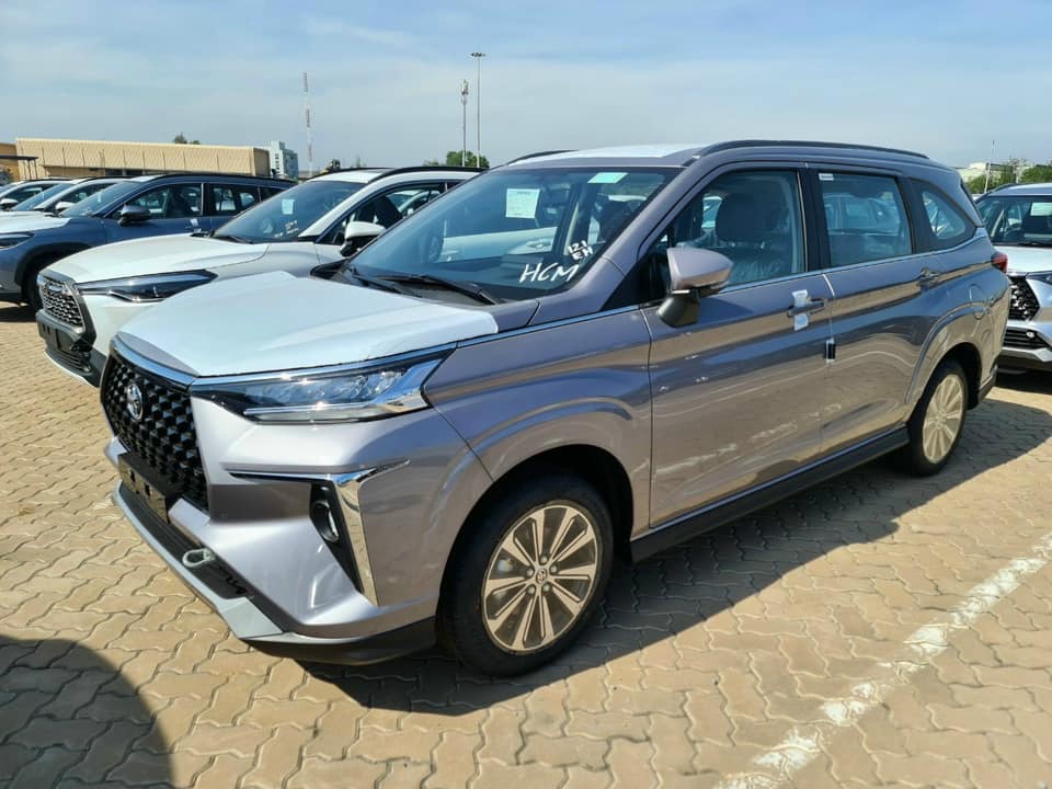 Toyota Veloz Cross có giá tạm tính là 689 triệu đồng