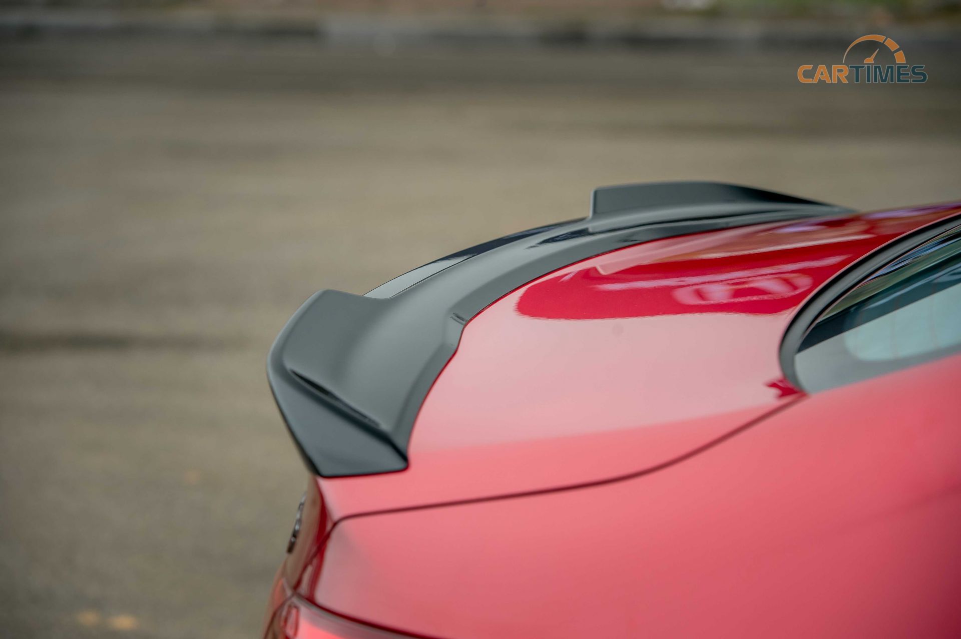 Cánh gió dạng đuôi vịt phía sau xe Honda Civic 2022