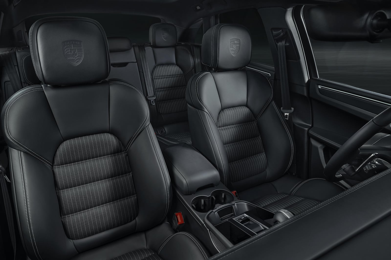 Cabin xe Porsche Macan T