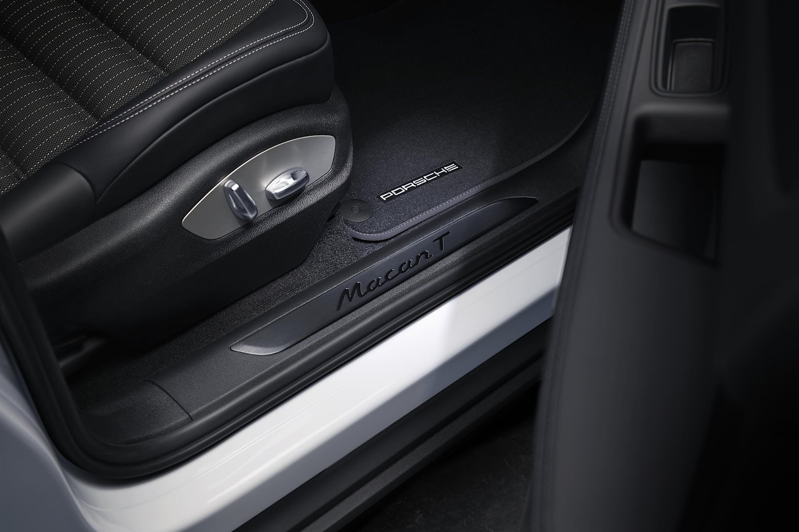 Phiên bản Porsche Macan "lành" nhất trong dải sản phẩm