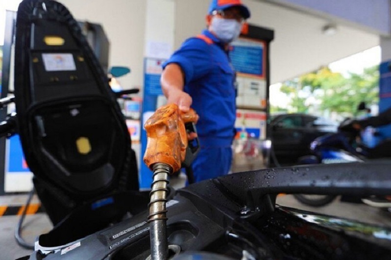 lượng nhập khẩu xăng dầu tăng thêm trong Quý II/2022 cho các doanh nghiệp đầu mối kinh doanh xăng dầu để bù đắp sản lượng thiếu hụt do nguồn cung xăng dầu từ nguồn sản xuất trong nước không đạt kế hoạch