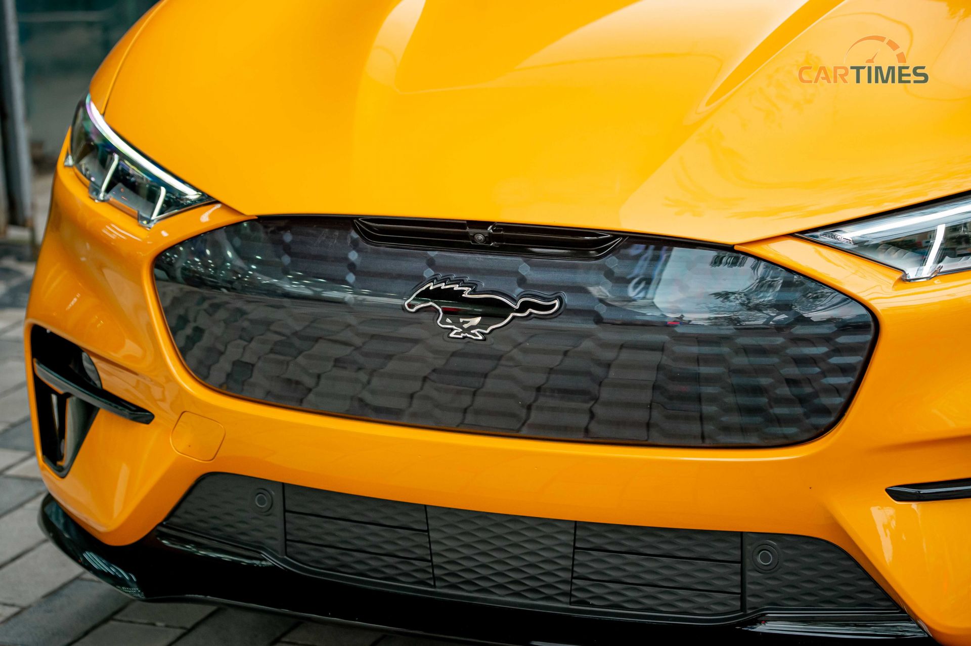 Lưới tản nhiệt trên xe Ford Mustang Mach E