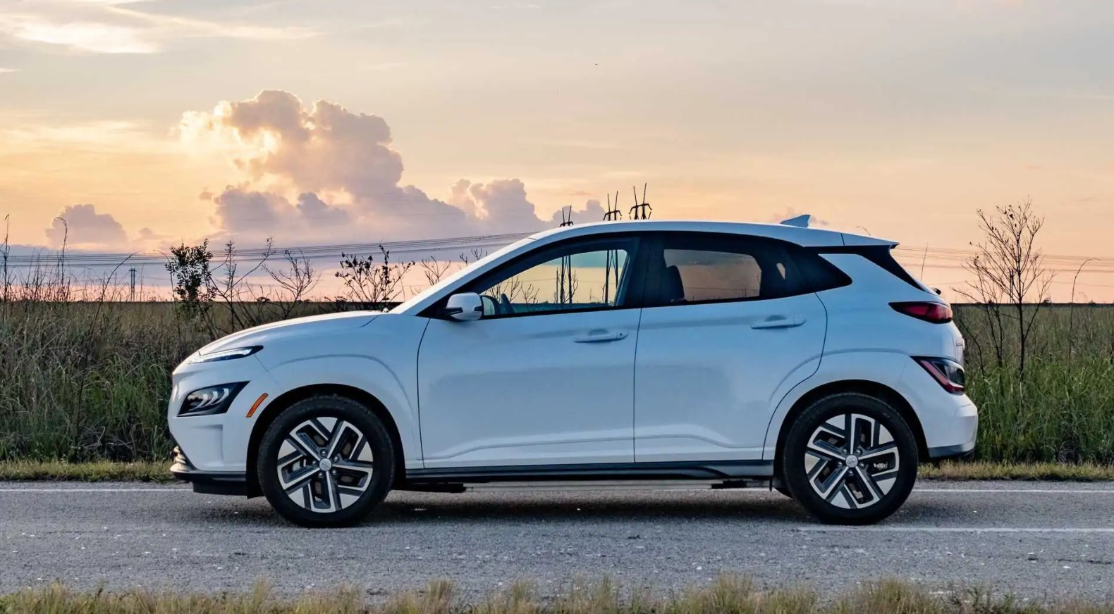 Những chiếc ô tô điện rẻ nhất với phạm vi hoạt động hơn 300 km