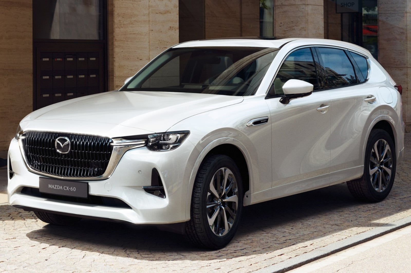 Mazda tham vọng trở thành một nhà sản xuất ô tô hạng sang
