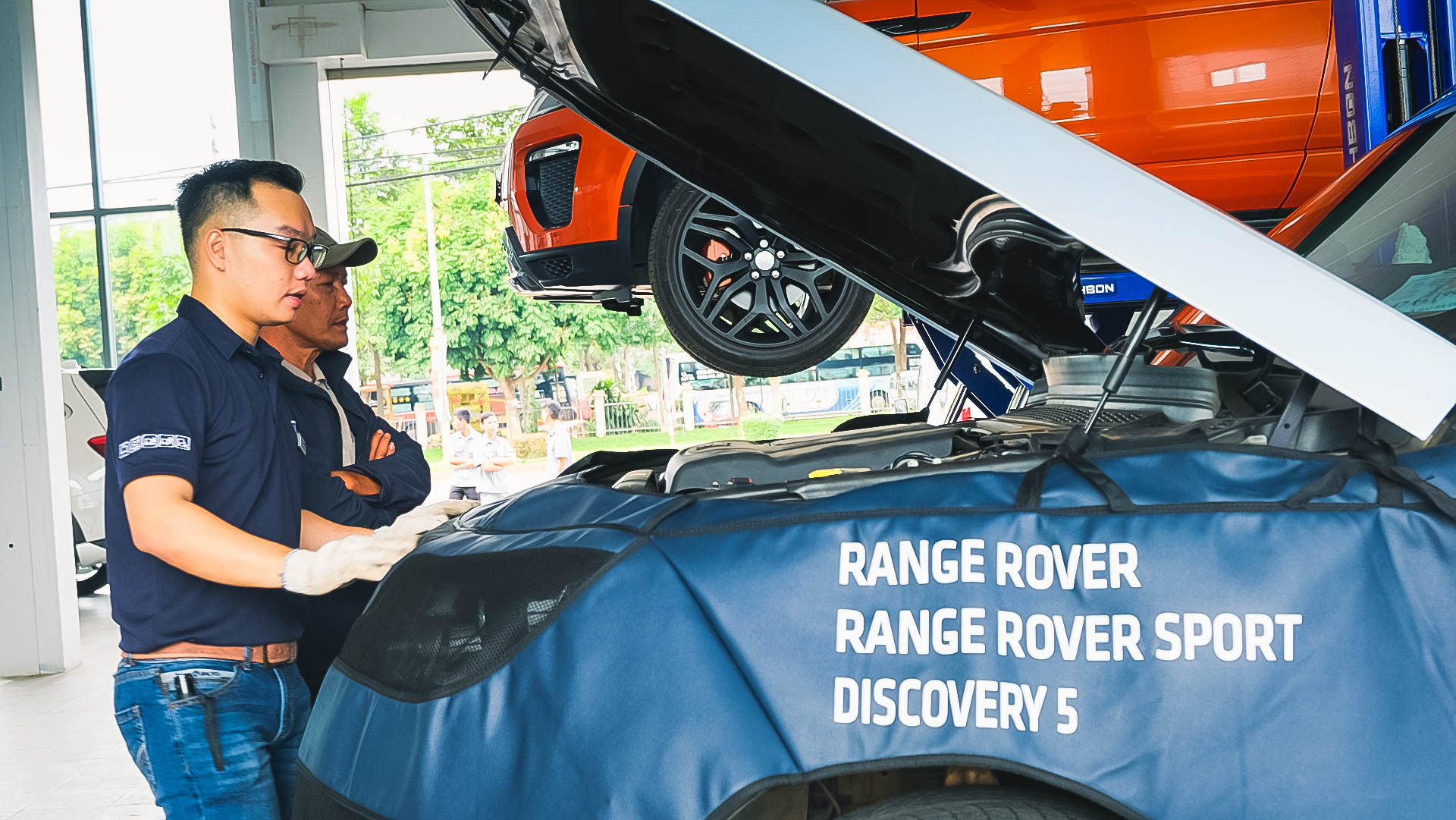 Một trong những sự kiện trải nghiệm xe dành cho khách hàng lớn nhất năm của Land Rover Việt Nam