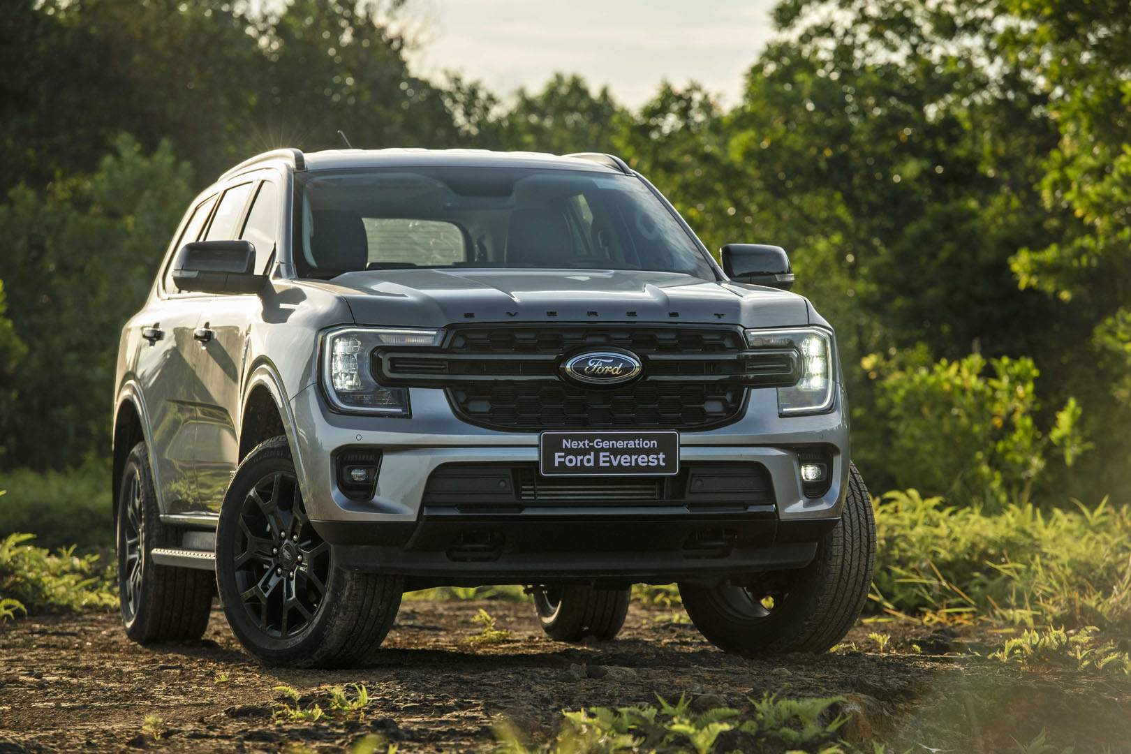 Giá xe Ford tháng 7